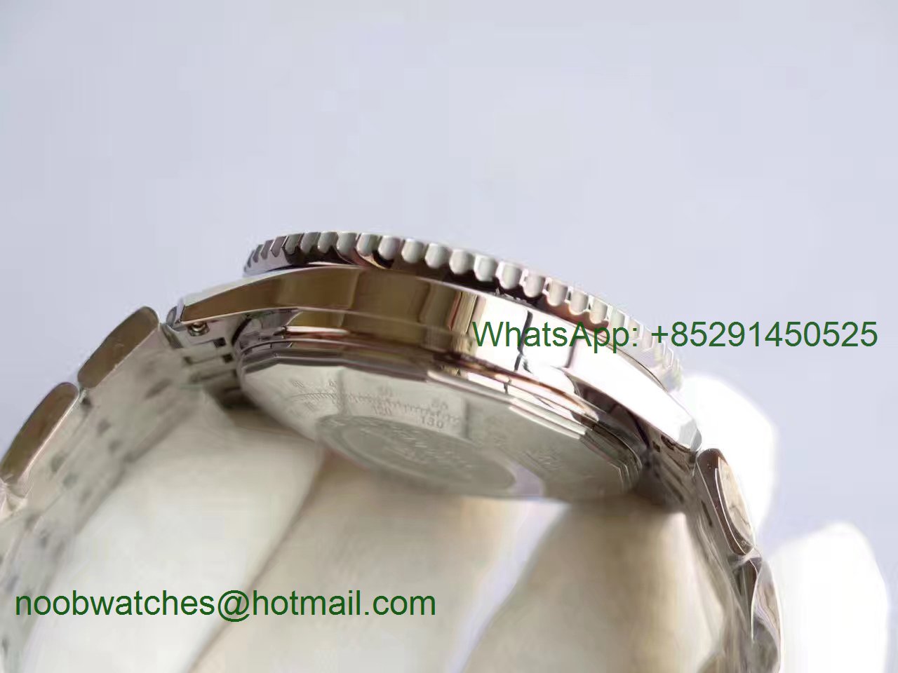 Replica Breitling Navitimer 01 SS JF 1:1 Best Edition Black Dial on SS Bracelet A7750