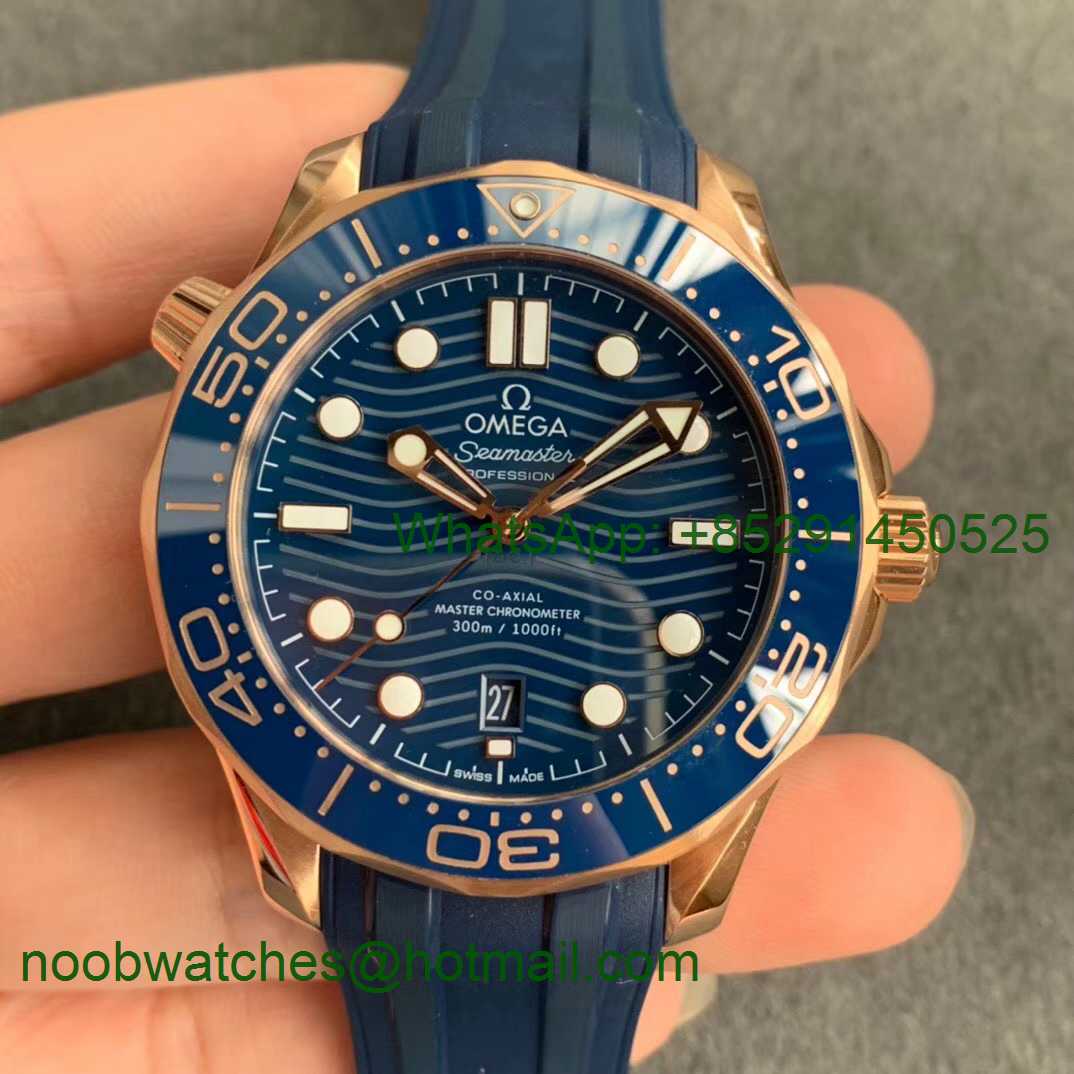 Replica OMEGA 2018 Seamaster Diver 300M Rose Gold Blue Ceramic VSF 1:1 Best Blue Dial on Rubber Strap A8801