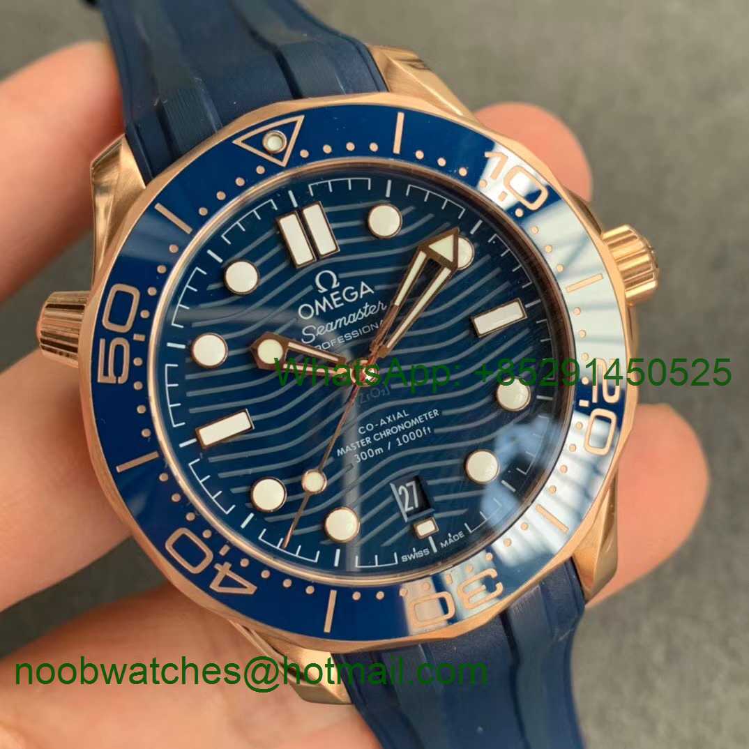 Replica OMEGA 2018 Seamaster Diver 300M Rose Gold Blue Ceramic VSF 1:1 Best Blue Dial on Rubber Strap A8801