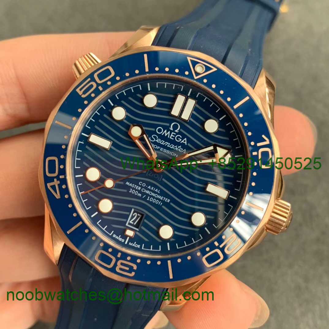 Replica OMEGA 2018 Seamaster Diver 300M Rose Gold Blue Ceramic VSF 1:1 Best Blue Dial on Rubber Strap A8801