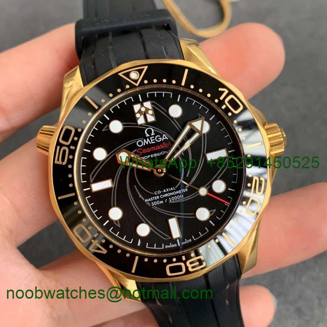 Replica OMEGA Seamaster Diver 300M Yellow Gold 007 James Bond VSF 1:1 Best on Black Rubber Strap A8807