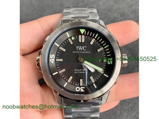 Replica IWC Aquatimer Automatic IW329002 V6F 1:1 Best Black dial on SS Bracelet MIYOTA 9015