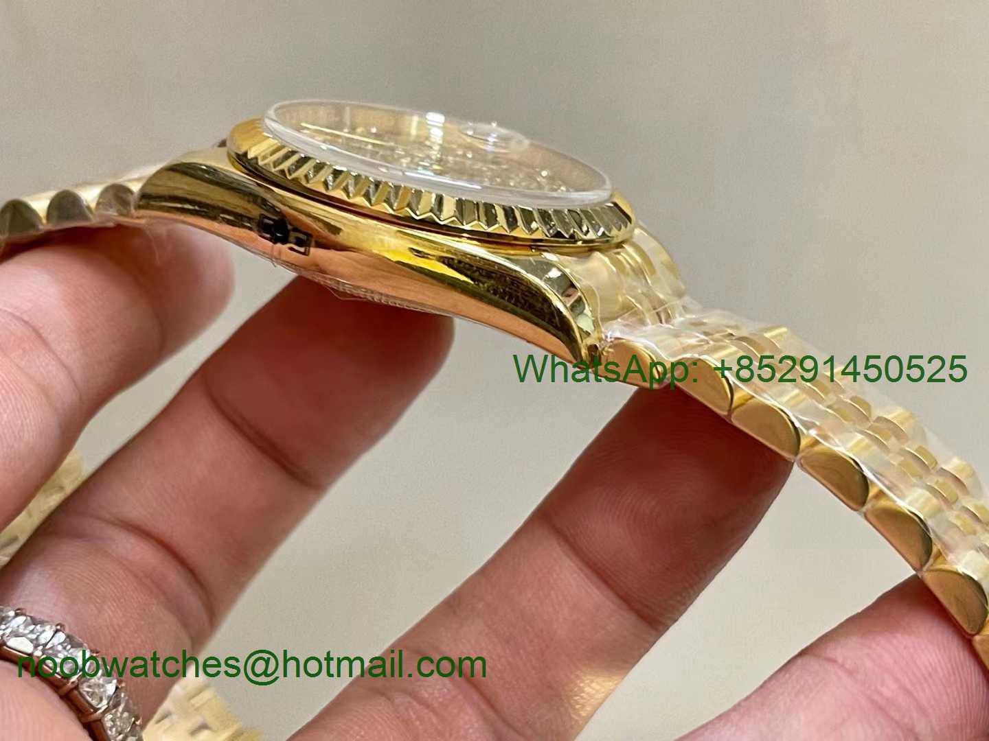 Wrap 18kt Real Yello Gold Service