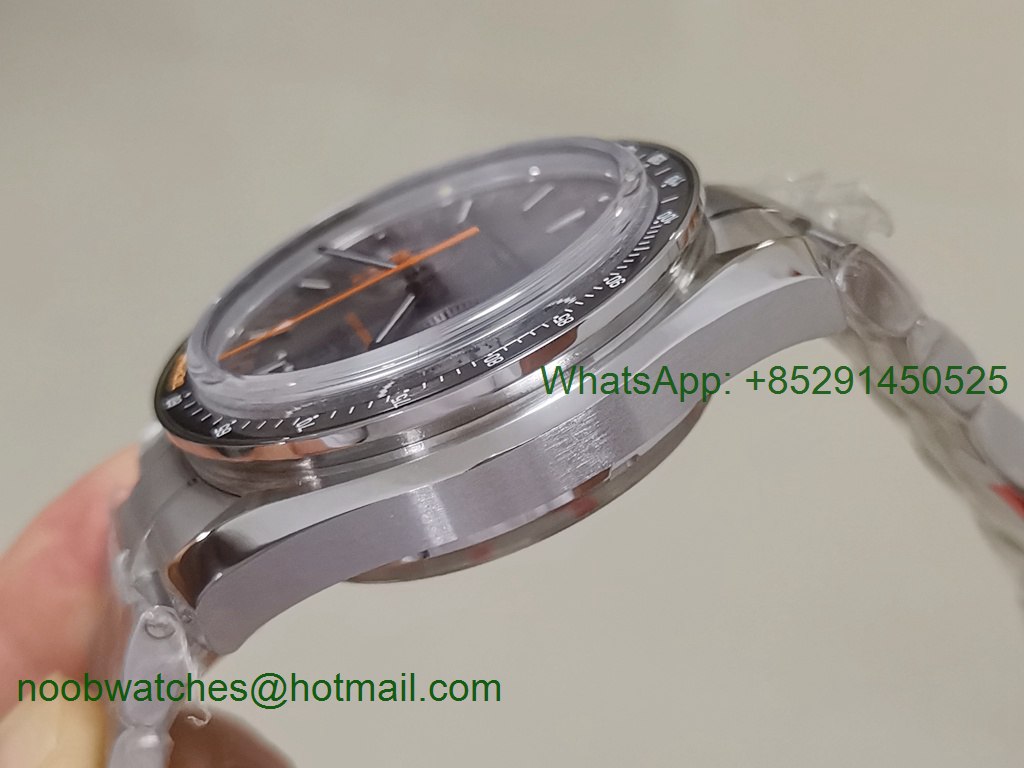 Replica OMEGA Speedmaster Moonwatch OMF 1:1 Best Gray Dial on SS Bracelet A9900