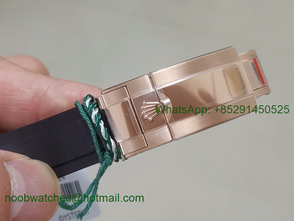 Replica Rolex Daytona 116515 Rose Gold JHF Best Black Dial on Rubber Strap A4130