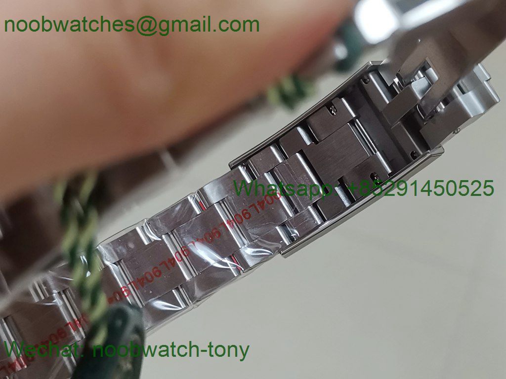 Replica Rolex Submariner 126610LV 904L Steel 41mm Kermit Green Bezel Black Dial JVS 1:1 Best 3235