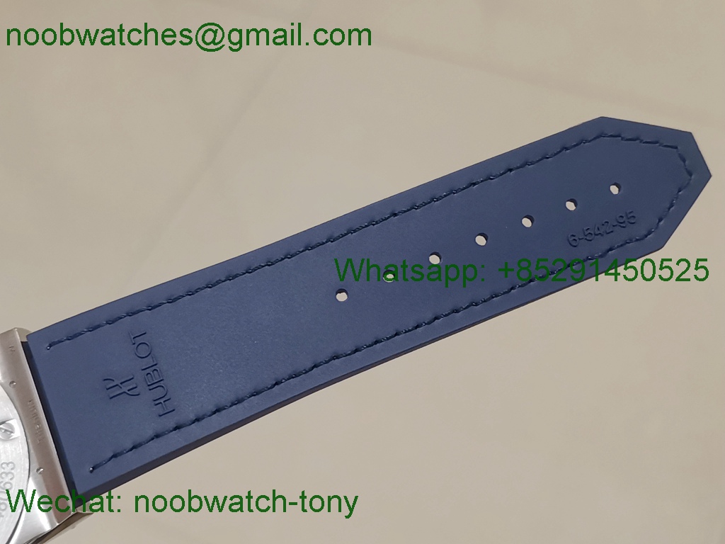 Replica HUBLOT Classic Fusion 42mm APSF 1:1 Best Blue Dial on Gummy Strap A1110