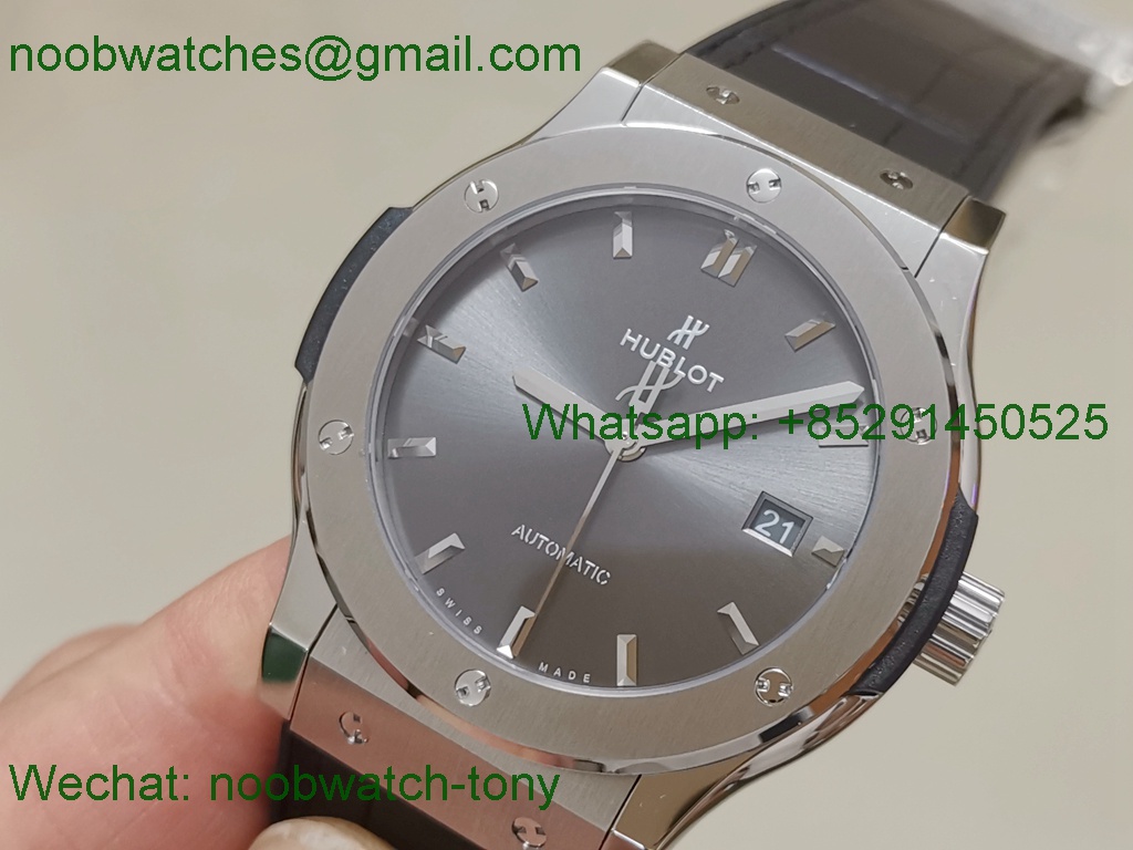 Replica HUBLOT Classic Fusion 42mm APSF 1:1 Best Gray Dial on Gummy Strap A1110