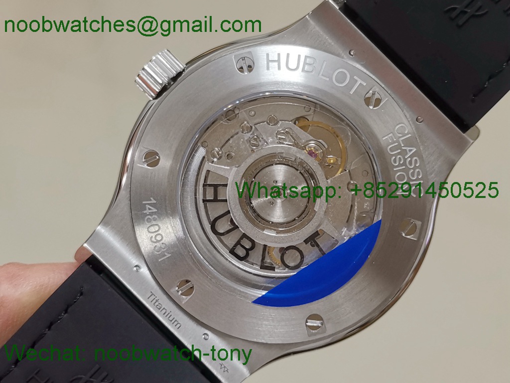 Replica HUBLOT Classic Fusion 42mm APSF 1:1 Best White Dial on Gummy Strap A1110