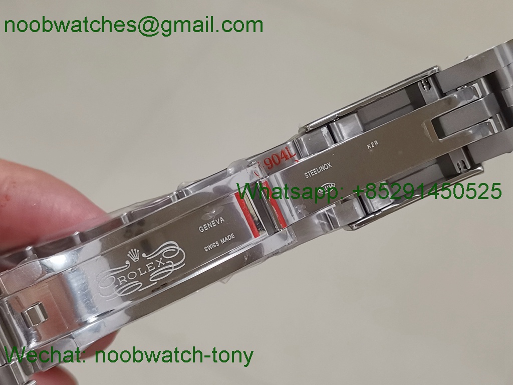 Replica Rolex Explorer II 42mm 216570 904L GMF 1:1 Best Black Dial A3186 V4