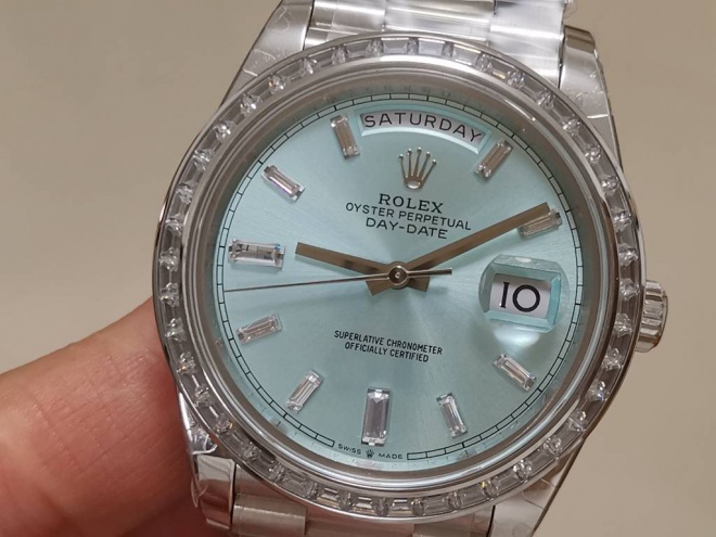 Replica Rolex DayDate 40mm SS Ice Blue Dial Diamond Bezel GMF 904L A3255 Mod 