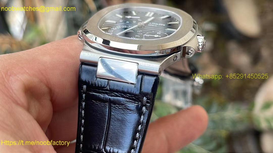 Replica Patek Philippe Nautilus MoonPhase 5712 Blue Dial Leather PPF V2 A240 Superclone