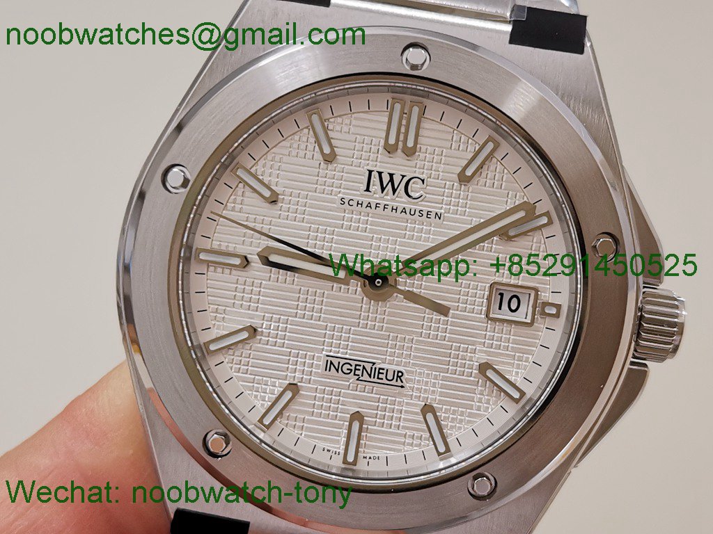 Replica IWC Ingenieur IW328903 V7F SuperClone White Dial 2892