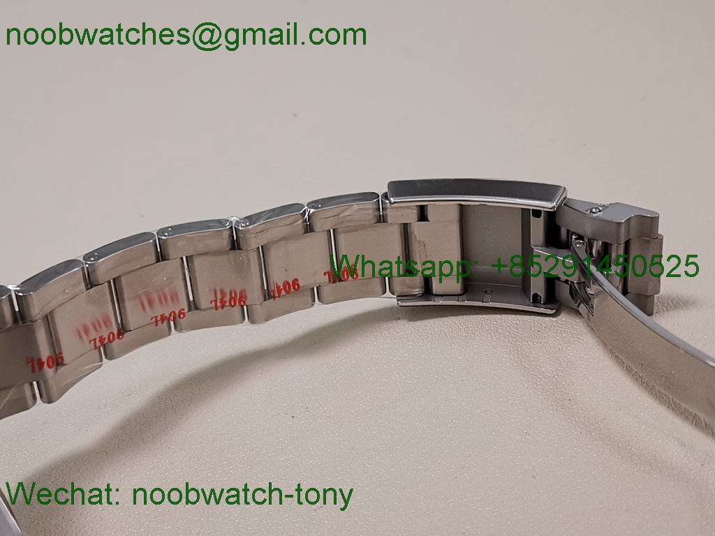 Replica Rolex GMT II 126710 GRNR Bruce Wayne Black Gray Clean SuperClone on Oyster DD3285