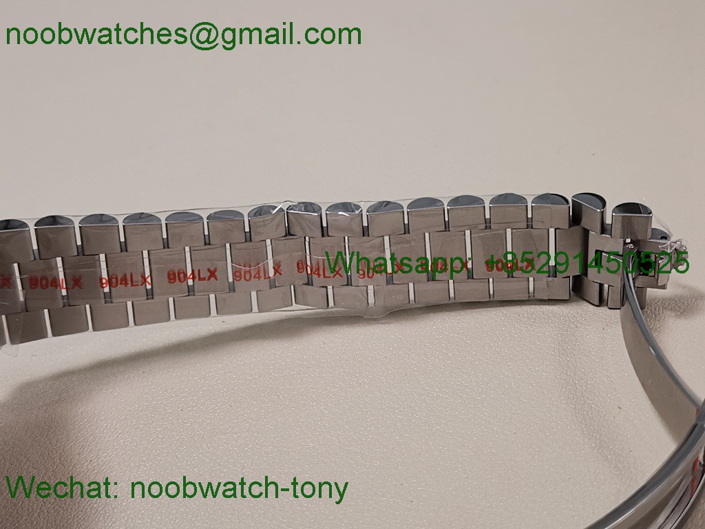 Replica Rolex DayDate 40mm QF SuperCLone Ice Blue Diamond Dial 2836 V5 Gain Weight