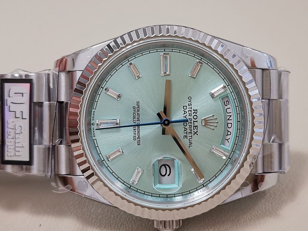 Replica Rolex DayDate 40mm QF SuperClone Ice Blue Diamond Dial President A2836 V5 Gain Weight