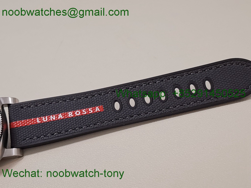 Replica Panerai PAM1579 Luna Rossa 42mm VSF 1:1 SuperCLone Best White Dial P900