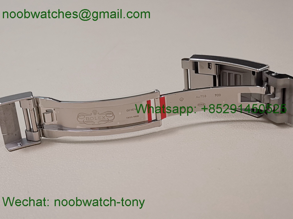 Replica Rolex Daytona 126519 Clean SuperCLone Best Black Silver Dial Oysterflex SH4131