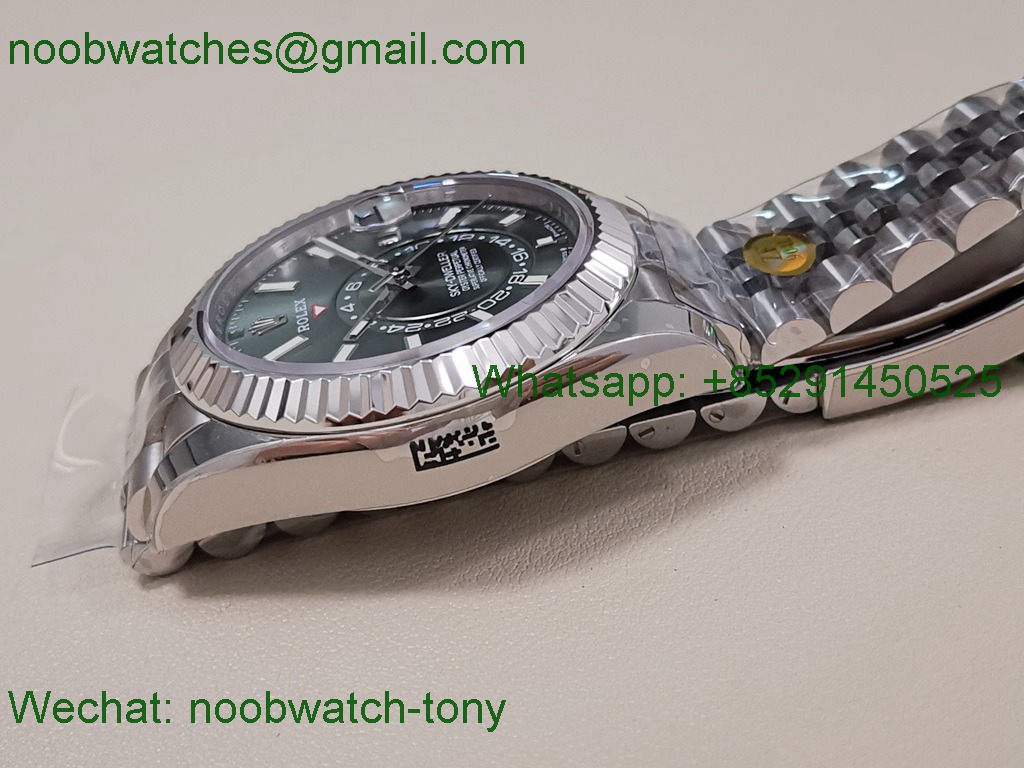 Replica Rolex Sky-Dweller 326934 ZF 1:1 Best Green Dial Jubilee 2824