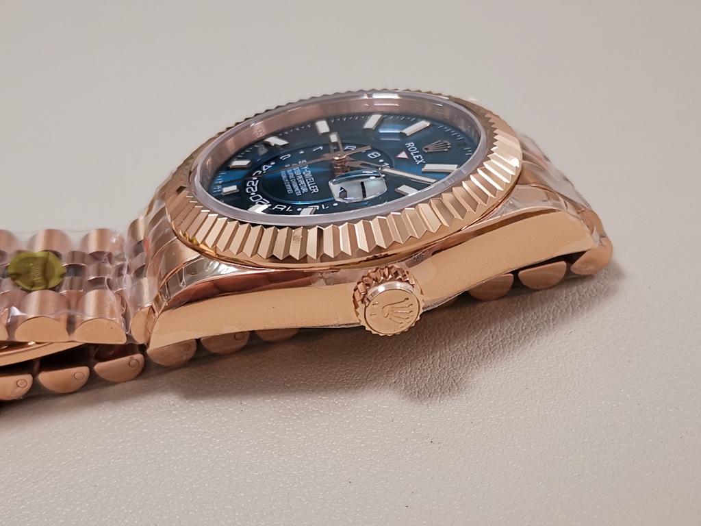 Replica Rolex Sky-Dweller 326935 Rose Gold Noob Best Blue Dial Jubilee 