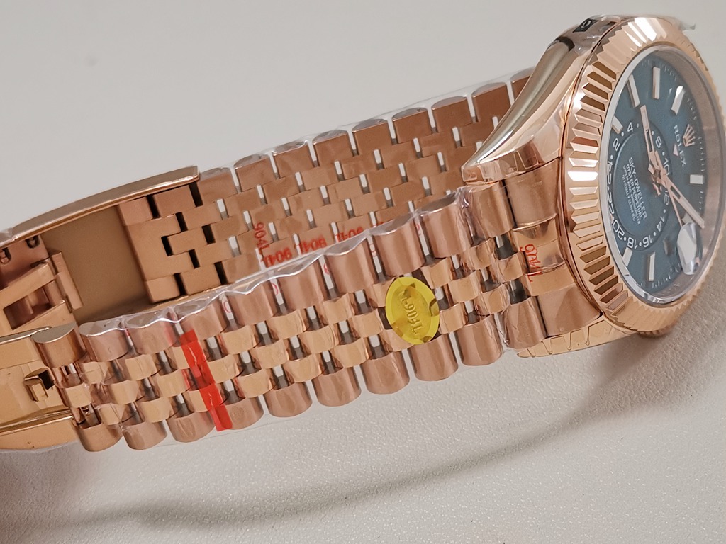 Replica Rolex Sky-Dweller 326935 Rose Gold Noob Best Blue Dial Jubilee 