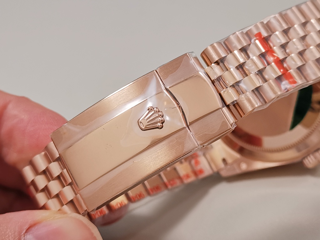 Replica Rolex Sky-Dweller 326935 Rose Gold Noob Best Blue Dial Jubilee 