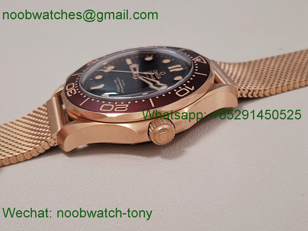Replica OMEGA Seamaster 300M Diver Rose Gold VSF 1:1 Best SuperCLone Black Dial Red Bezel A8806