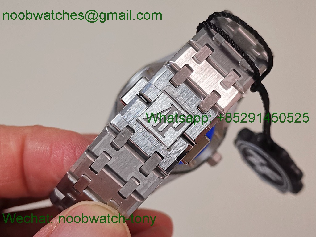 Replica Audemars Piguet AP Lady Royal Oak 33mm 67651 Diamonds ZF 1:1 Best SuperCLone White Dial Quartz