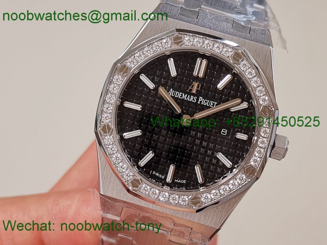 Replica Audemars Piguet AP Lady Royal Oak 33mm 67651 Diamonds ZF 1:1 Best SuperCLone Black Dial Quartz
