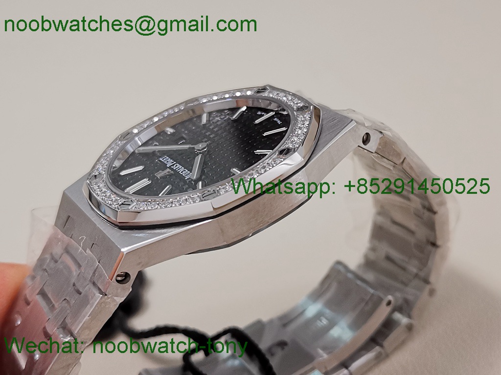 Replica Audemars Piguet AP Lady Royal Oak 33mm 67651 Diamonds ZF 1:1 Best SuperCLone Black Dial Quartz