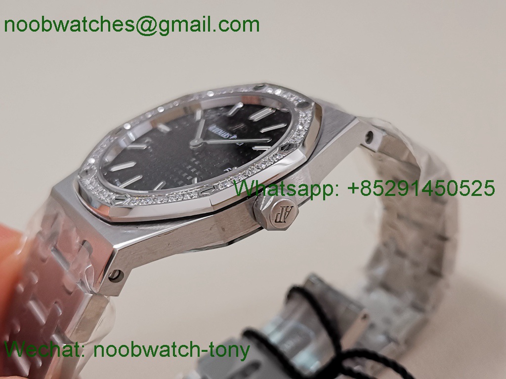 Replica Audemars Piguet AP Lady Royal Oak 33mm 67651 Diamonds ZF 1:1 Best SuperCLone Black Dial Quartz