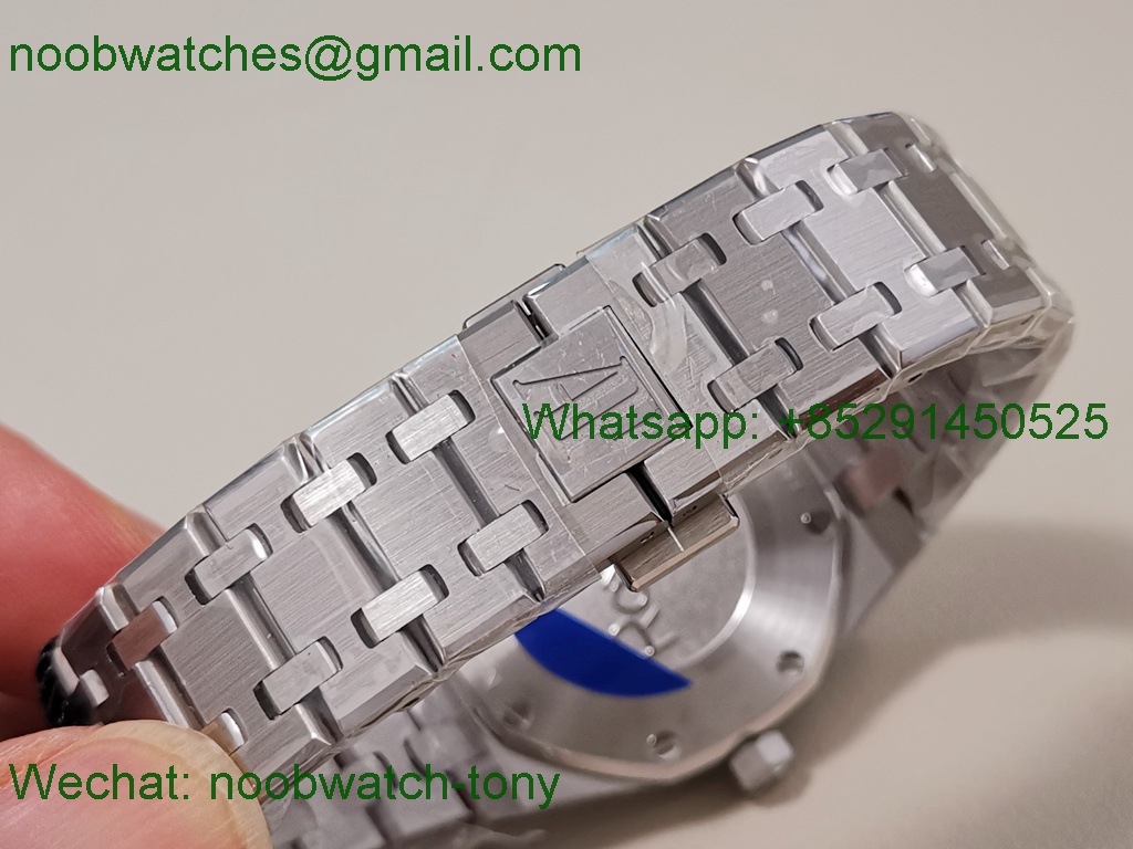 Replica Audemars Piguet AP Lady Royal Oak 33mm 67651 Diamonds ZF 1:1 Best SuperCLone Black Dial Quartz