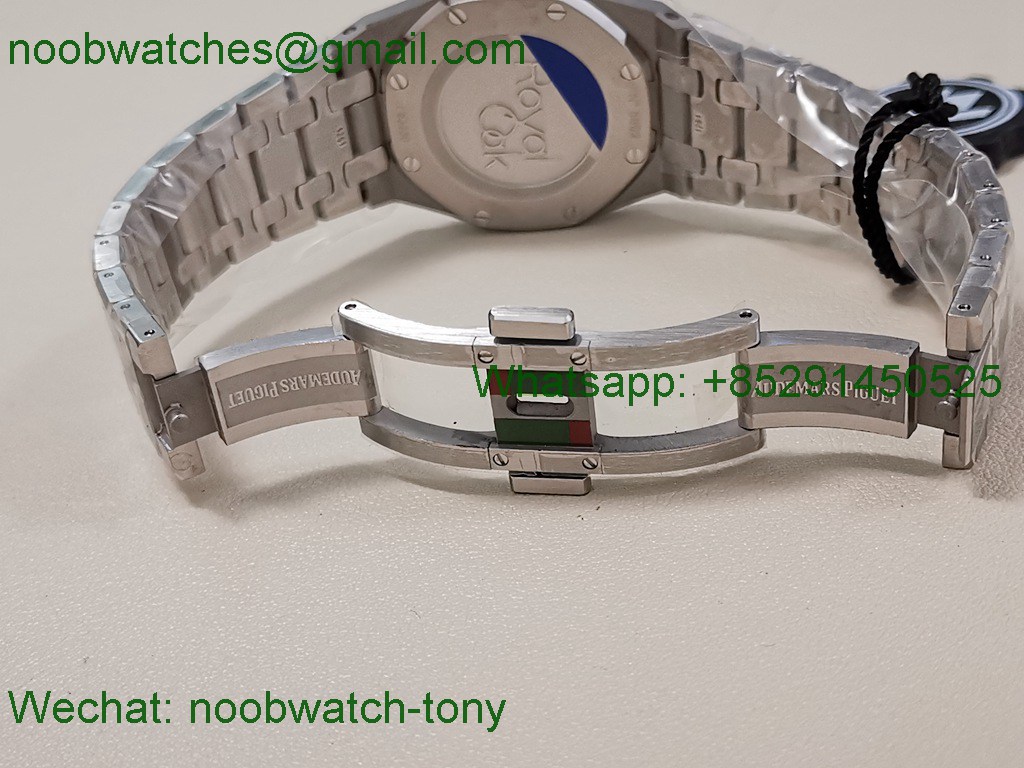 Replica Audemars Piguet AP Lady Royal Oak 33mm 67651 Diamonds ZF 1:1 Best SuperCLone Black Dial Quartz