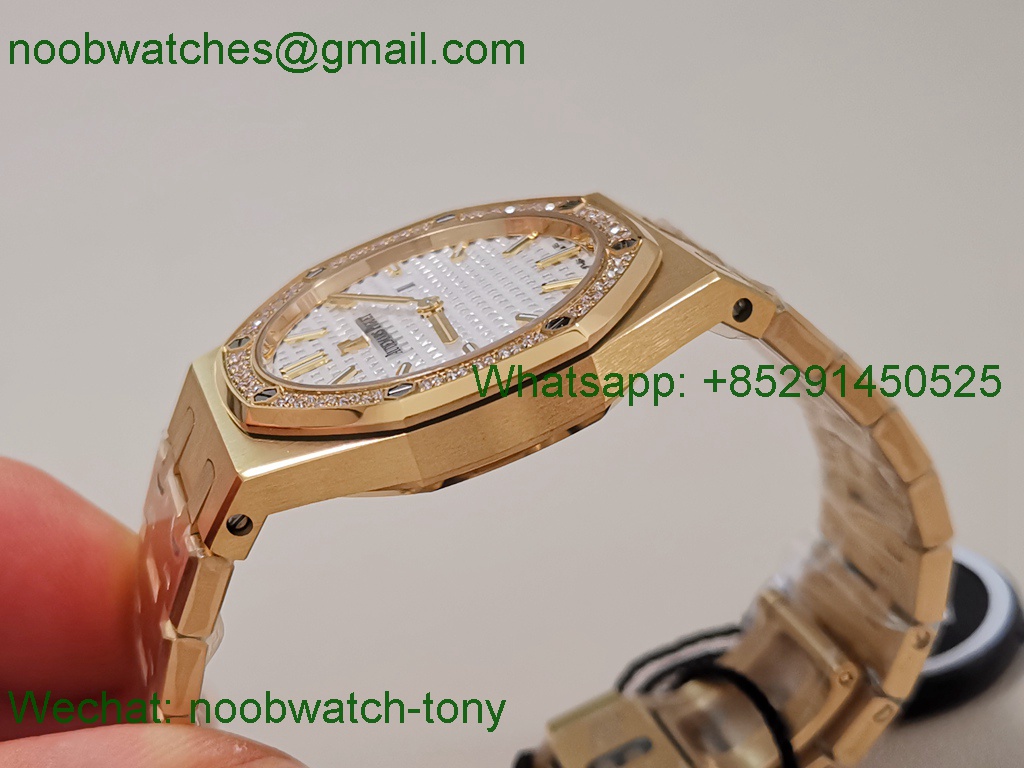 Replica Audemars Piguet AP Lady Royal Oak 33mm Yellow Gold ZF 1:1 Best White Dial Diamonds ETA Quartz