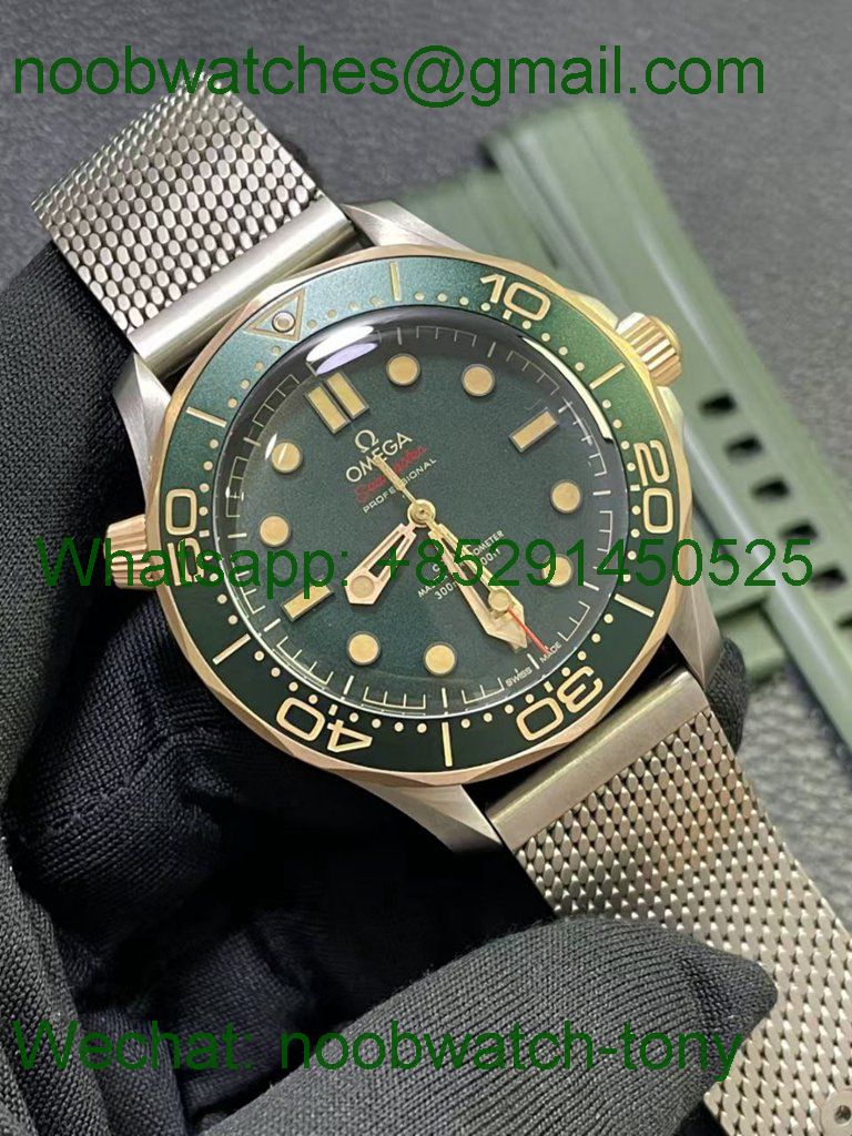 Replica OMEGA Seamaster 300M Diver Titanium Bronze VSF 1:1 Best SuperCLone Green Dial on Titanium Mesh Bracelet A8806