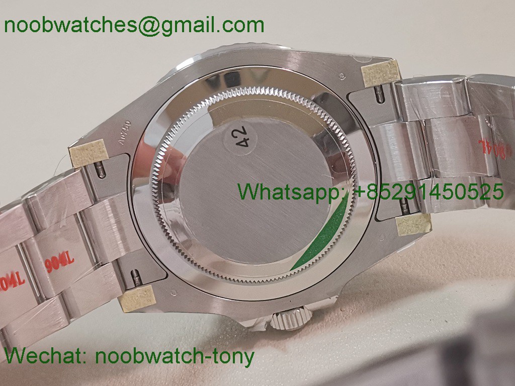 Replica Rolex GMT Master II 126729 VTNR Green Dial VSF Best SuperClone DD3285 CHS V3