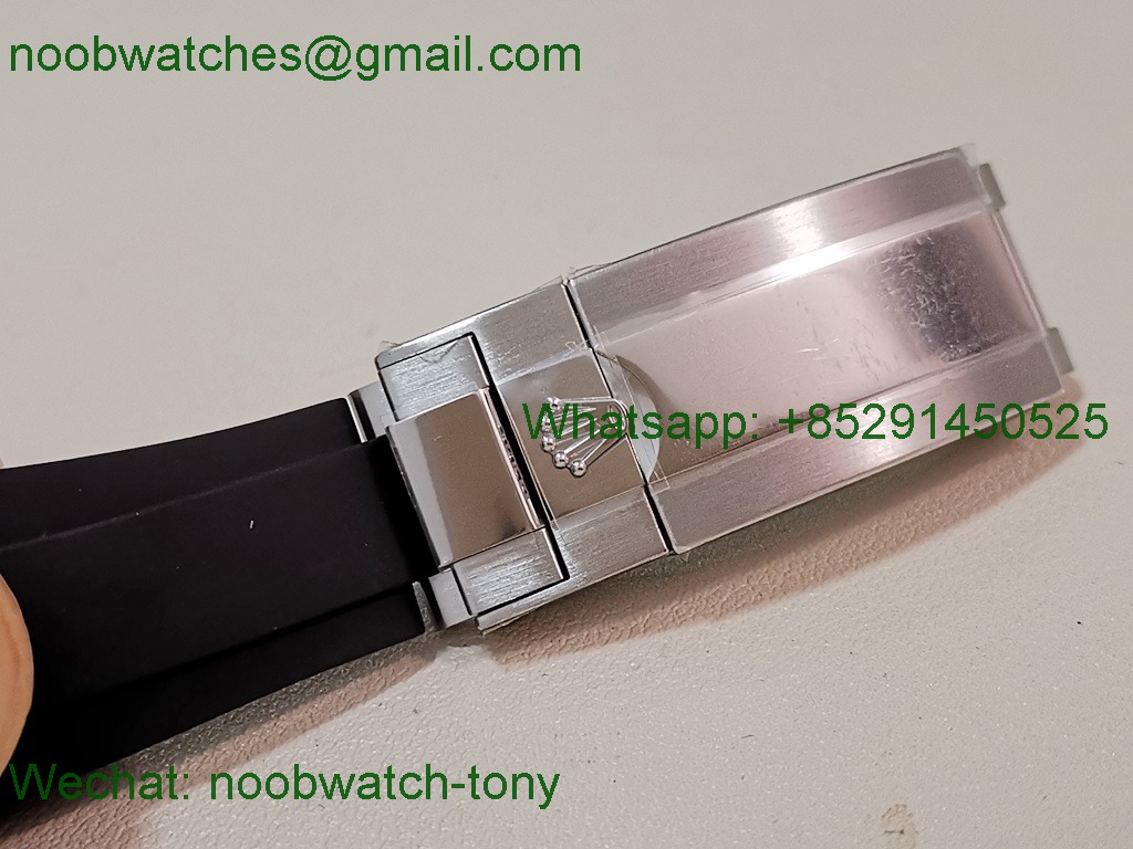 Replica Rolex Daytona 126519 Black Silver Dial EWE OysterFlex A4131