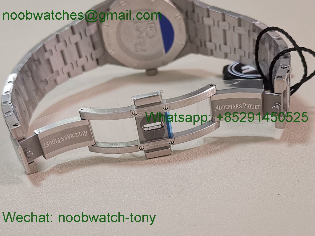 Replica Audemars Piguet AP Lady Royal Oak 33mm ZF SuperClone Best Blue Dial ETA Quartz