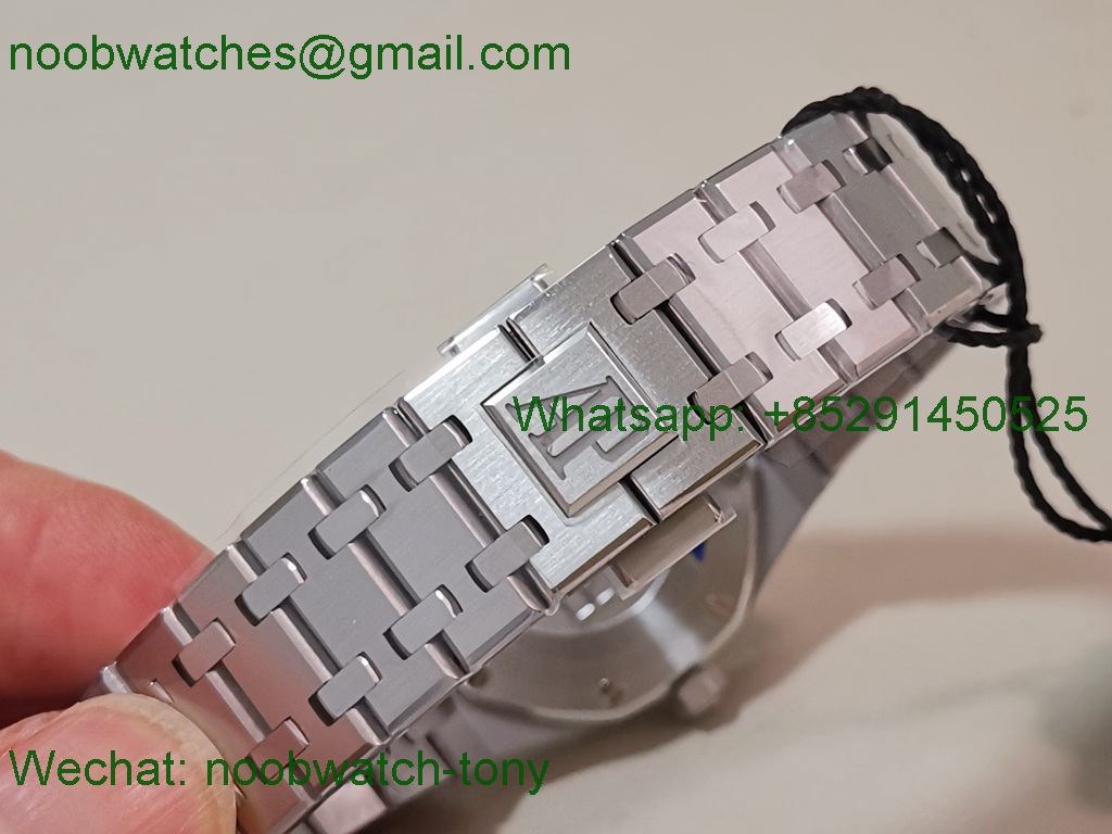 Replica Audemars Piguet AP Lady Royal Oak 33mm ZF SuperClone Best Blue Dial ETA Quartz