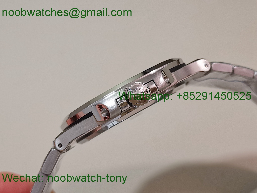 Replica Patek Philippe Nautilus 5711 3KF Superclone Best Blue Textured Dial on SS Bracelet A324 V2