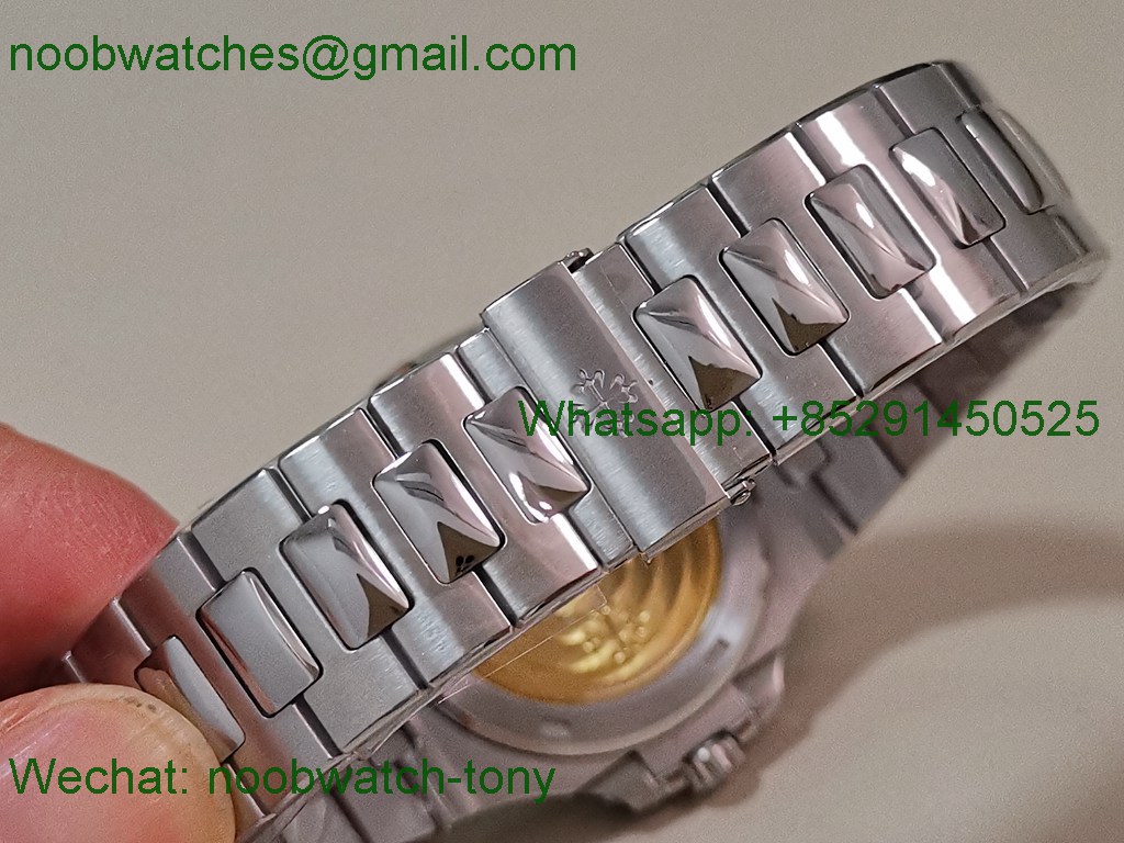 Replica Patek Philippe Nautilus 5711 3KF Superclone Best Blue Textured Dial on SS Bracelet A324 V2