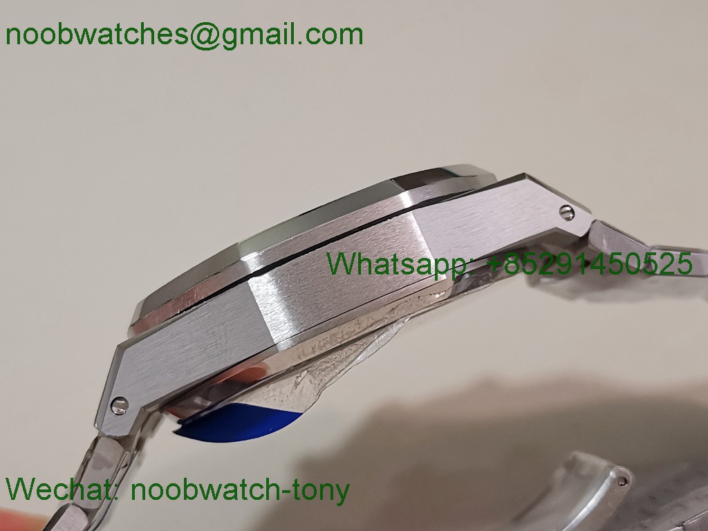 Replica Audemars Piguet AP Royal Oak Chrono 26240 Frosted APSF 1:1 Best SuperCLone Ice Blue Dial SA4401