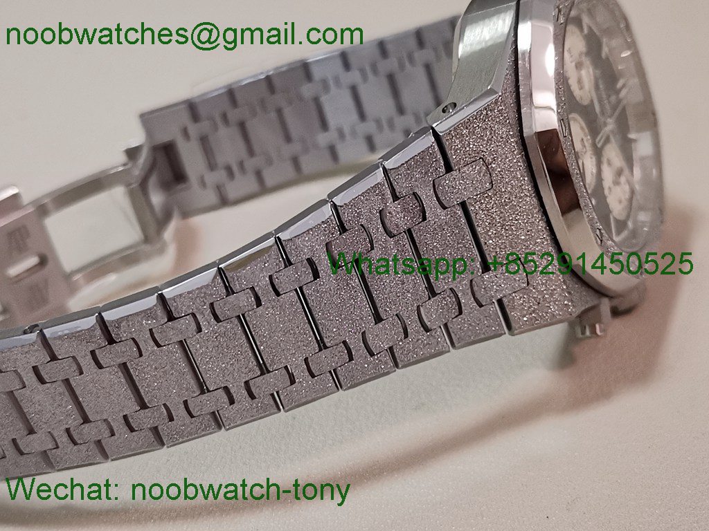 Replica Audemars Piguet AP Royal Oak Chrono 26240 Frosted APSF 1:1 Best SuperCLone Black Dial SA4401