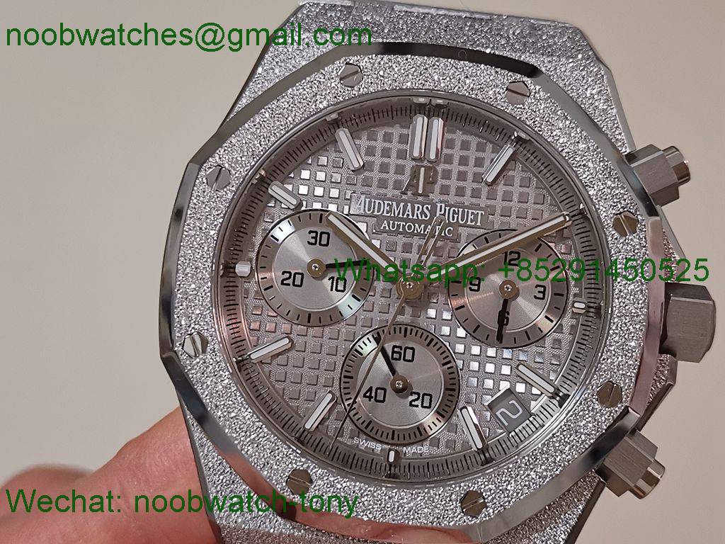 Replica Audemars Piguet AP Royal Oak Chrono 26240 Frosted APSF 1:1 Best SuperCLone Silver Dial SA4401