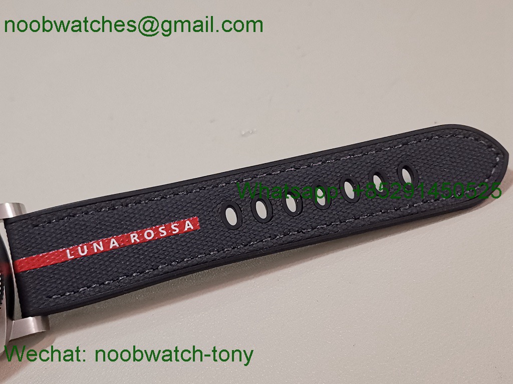 Replica PANERAI PAM1681 Submersible Luna Rossa Silver Dial VSF P900 SuperClone Best 