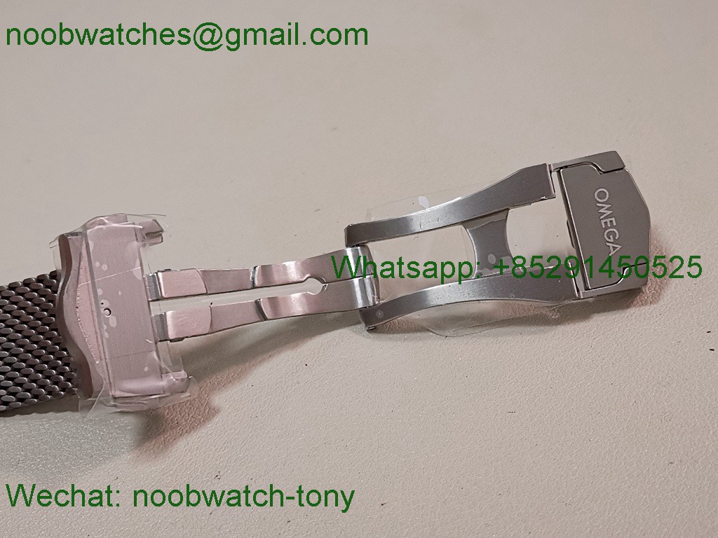 Replica OMEGA Seamaster 300M Diver Titanium Bronze Gold VSF 1:1 Best SuperClone Green Dial Mesh Bracelet 8806