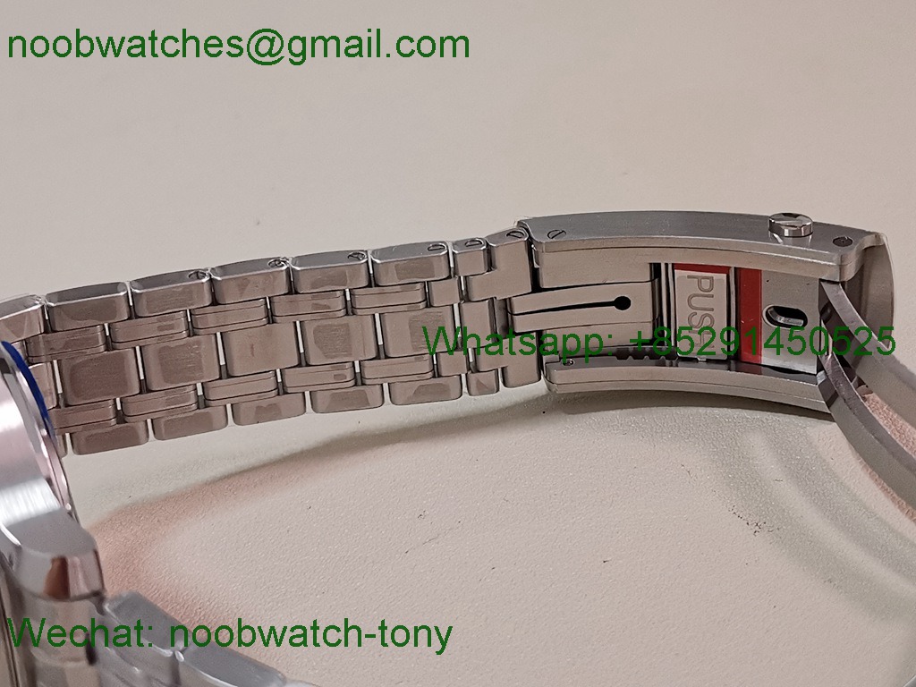 Replica OMEGA Seamaster Diver 300M White Dial Black Bezel V4 VSF 1:1 Best SuperClone 8800