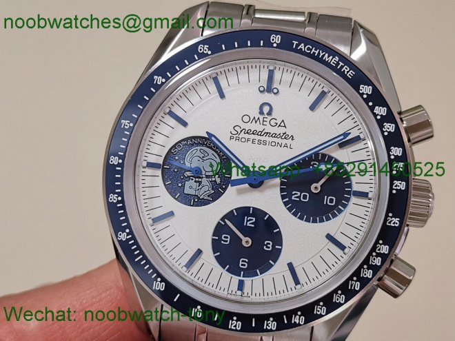 Replica OMEGA Speedmaster Silver Snoopy Award 50th Anniversary N1F 1:1 Best SuperCLone 3861