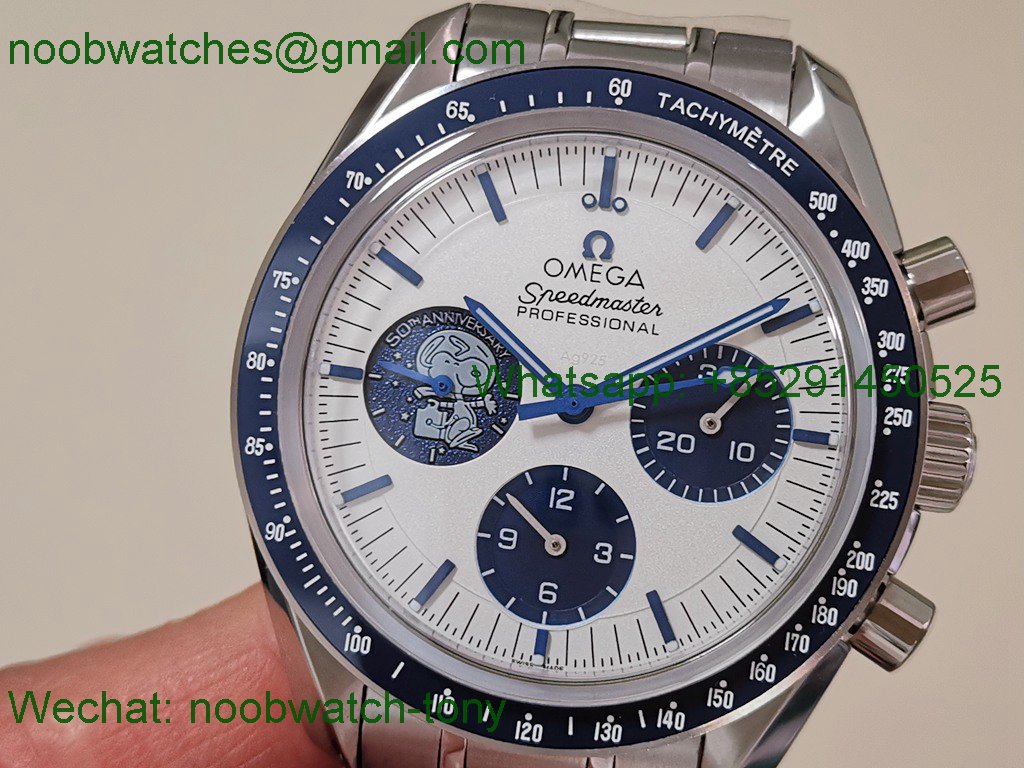 Replica OMEGA Speedmaster Silver Snoopy Award 50th Anniversary N1F 1:1 Best SuperCLone 3861