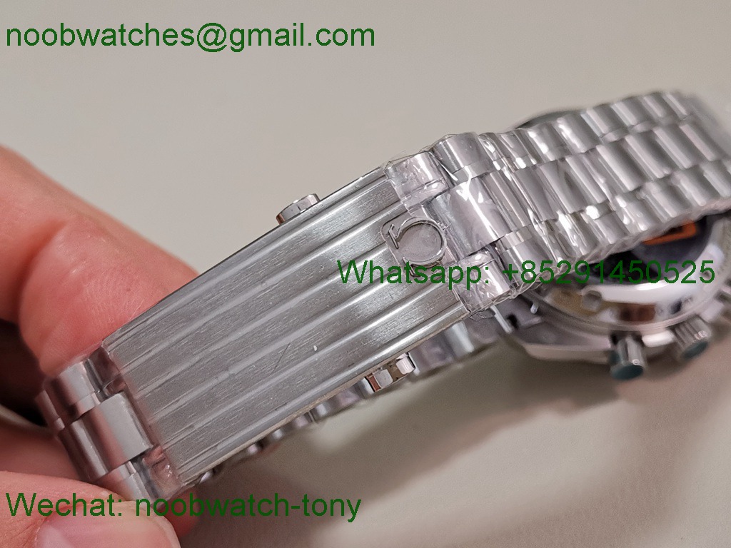 Replica OMEGA Speedmaster Silver Snoopy Award 50th Anniversary N1F 1:1 Best SuperCLone 3861